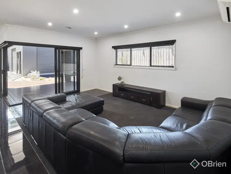 Fifth view of Homely house listing, 21 Davey Drive, Drouin VIC 3818
