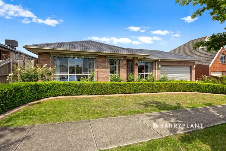 27 Kendall Drive, Narre Warren VIC 3805