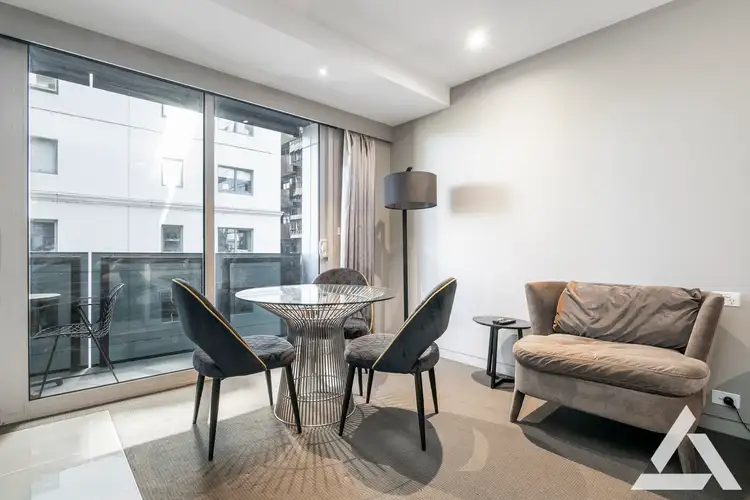 313/452 St Kilda Road