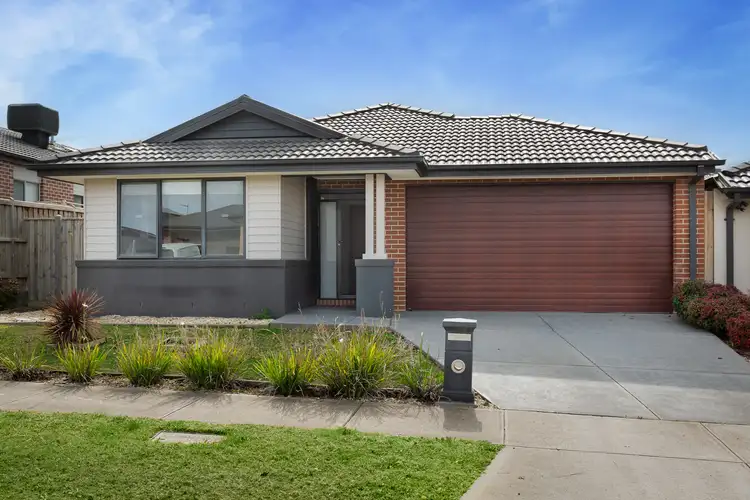 29 Observatory Street, Clyde North VIC 3978