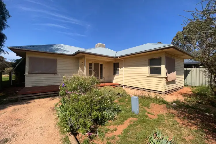 401 Dairtnunk Avenue, Cardross VIC 3496