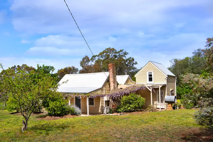 22 Adair Street East, Maldon VIC 3463