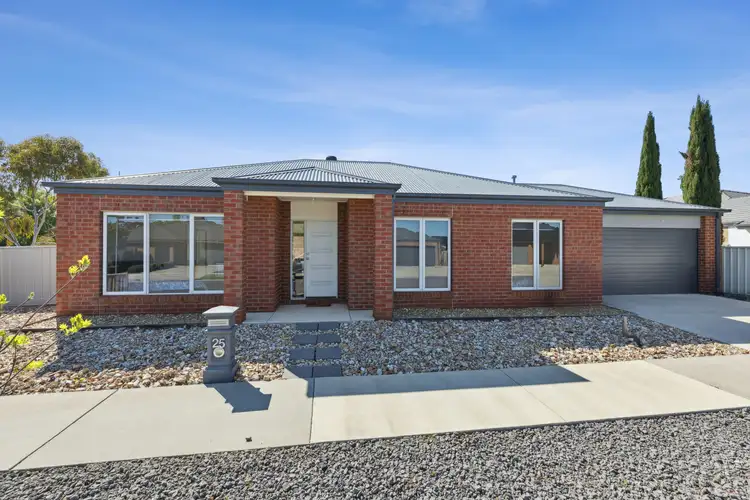 25 Garden Drive, Epsom VIC 3551