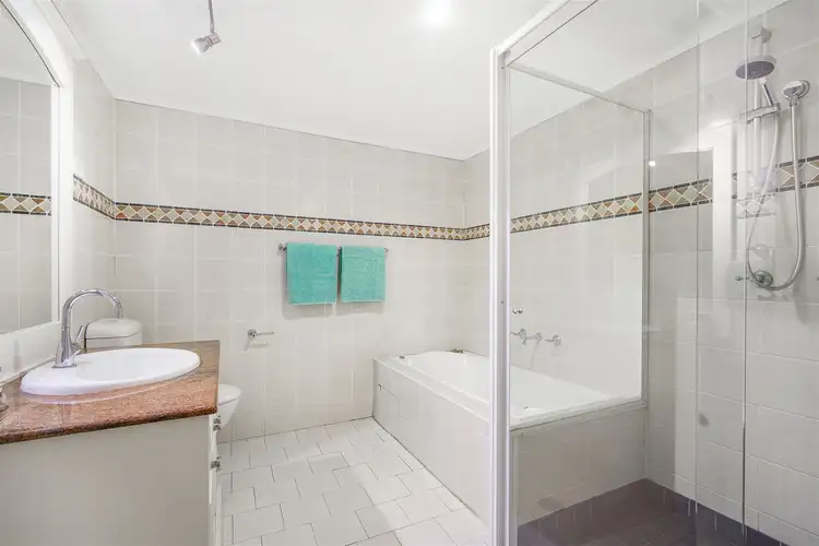 Fifth view of Homely apartment listing, 4/6-8 Pleasant Avenue, North Wollongong NSW 2500