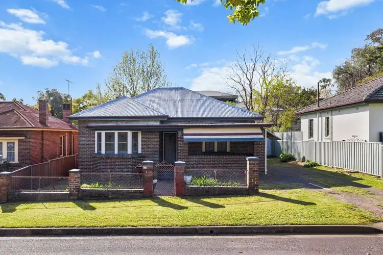 90 Bourke Street, Tamworth NSW 2340