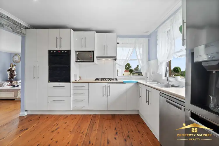 Fifth view of Homely house listing, 8 Paradise Place, St Clair NSW 2759