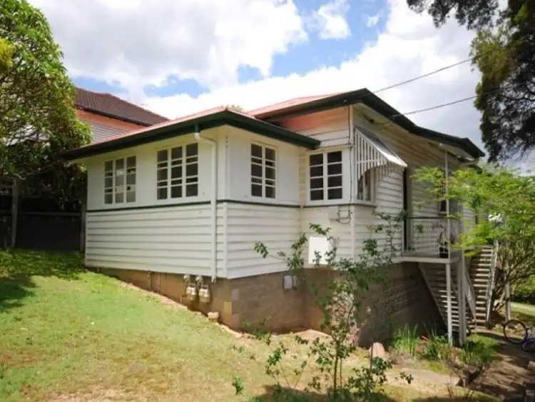 55 MacKay Street, Windsor QLD 4030