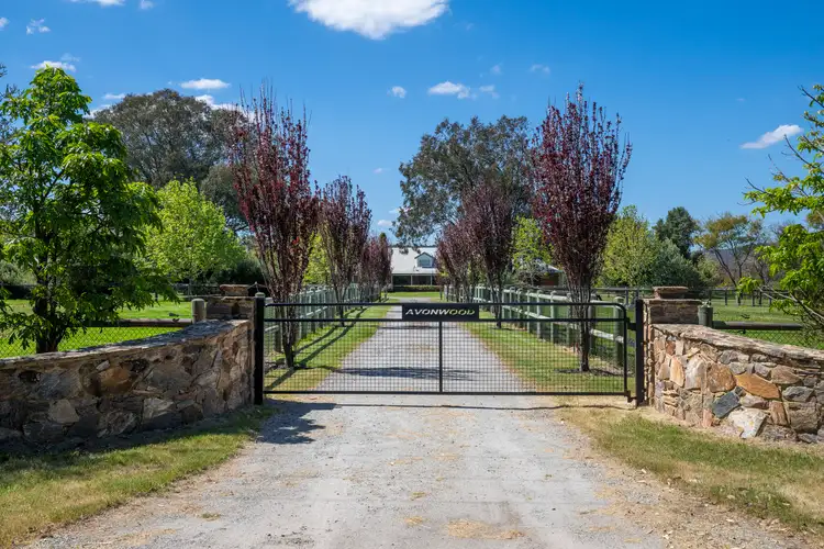145 Cathedral Avenue, Brigadoon WA 6069
