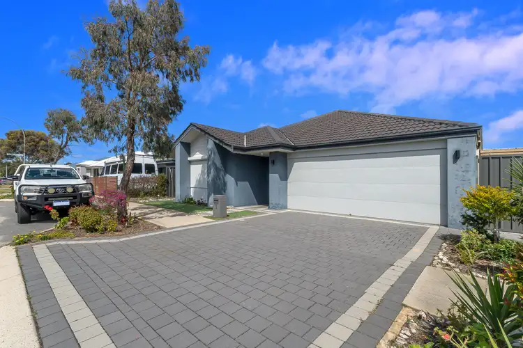 Second view of Homely house listing, 9 Charnwood Grove, Hilbert WA 6112