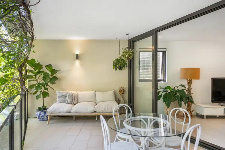 Fourth view of Homely apartment listing, 8/66 Allen Street, Hamilton QLD 4007
