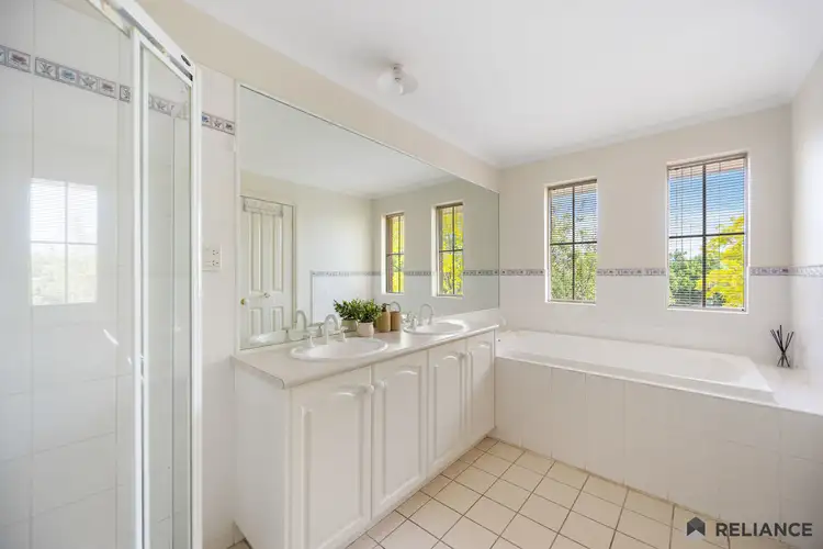 Fifth view of Homely house listing, 2 The Crest, Attwood VIC 3049