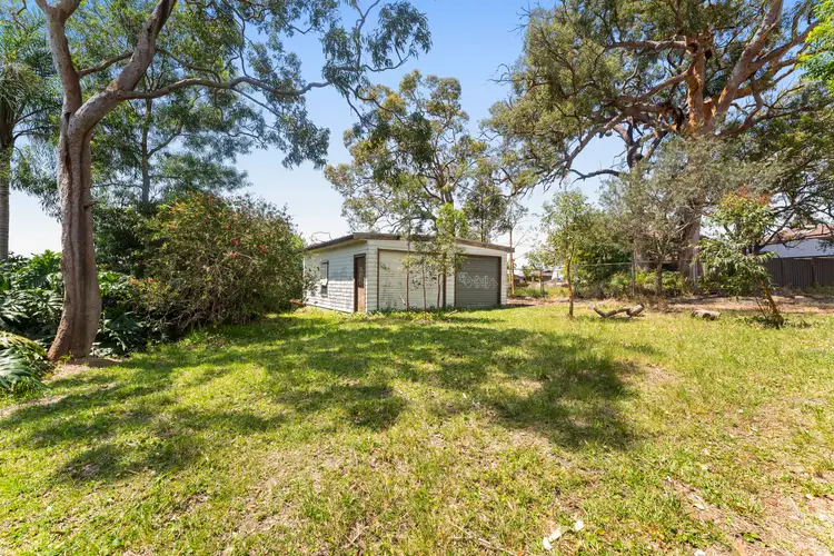 Fourth view of Homely house listing, 5 Apanie Close, Summerland Point NSW 2259