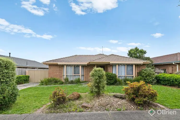 3 Lexcen Close, Berwick VIC 3806