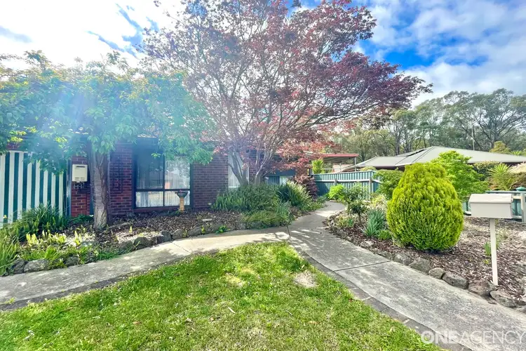 6b Norris Court, Newborough VIC 3825