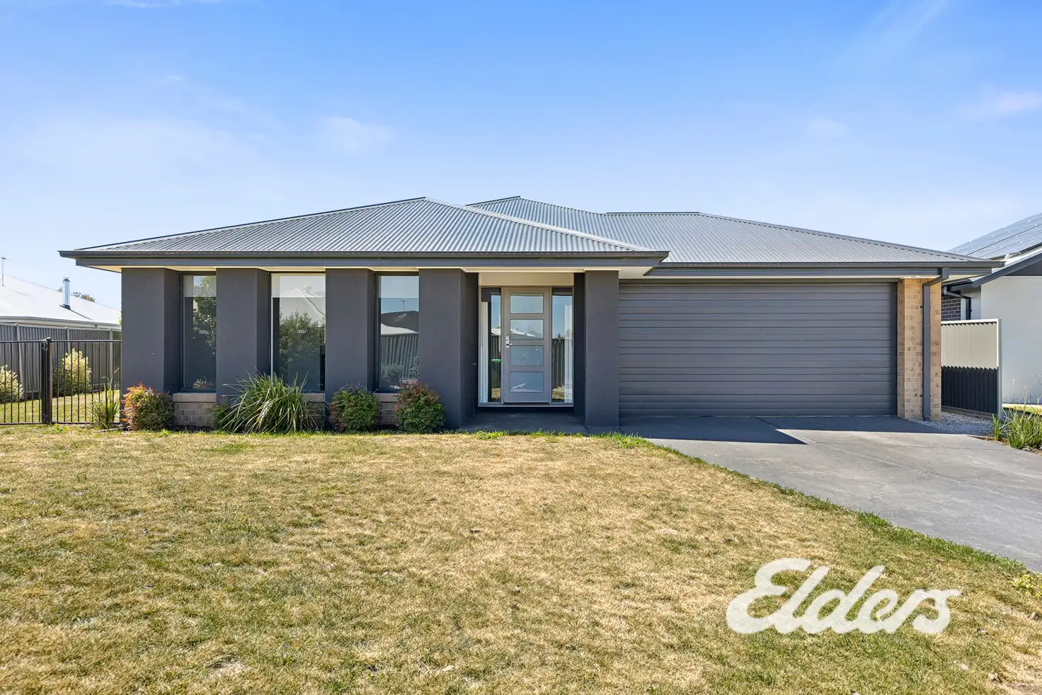 Main view of Homely house listing, 5 Eagle Close, Yarrawonga VIC 3730