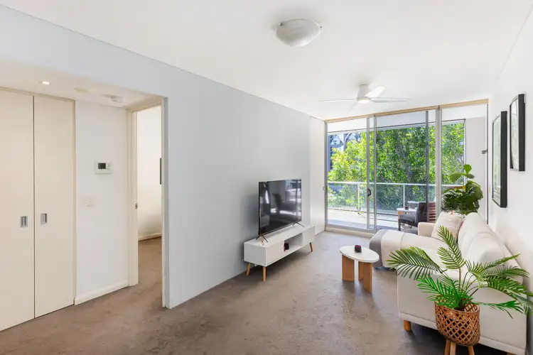 Third view of Homely apartment listing, 512/35 Shelley Street, Sydney NSW 2000