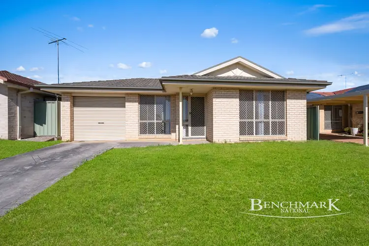 10 Edward Edgar Street, Minto NSW 2566