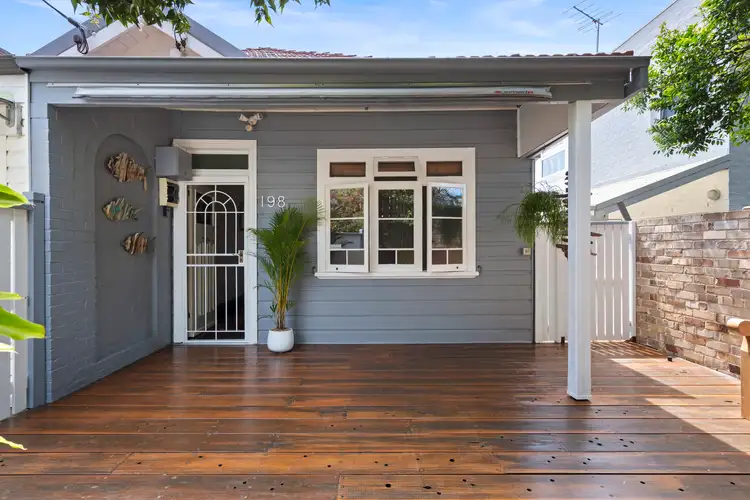 198 Sydney Road, Fairlight NSW 2094