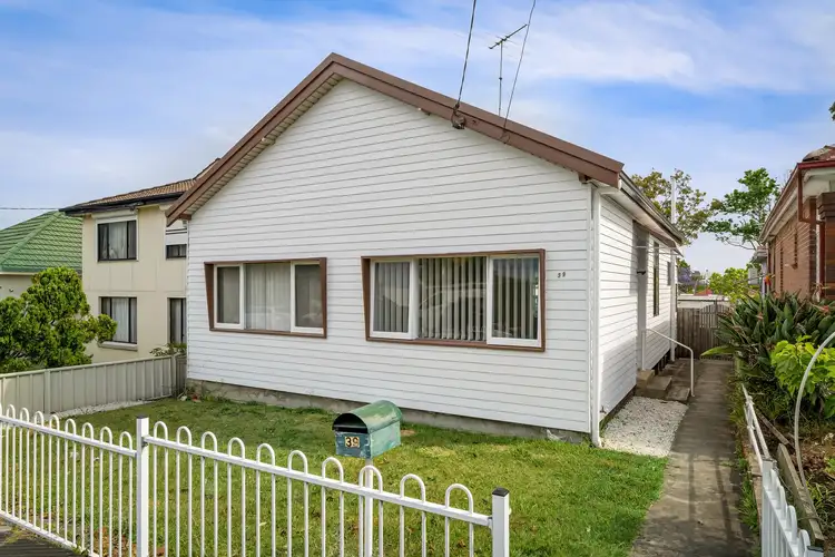 39 Park Road, Carlton NSW 2218