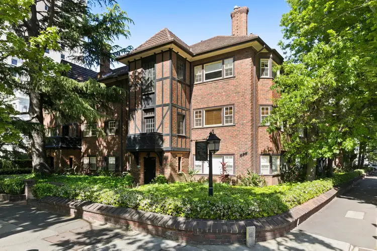 8/628 St Kilda Road, Melbourne VIC 3004