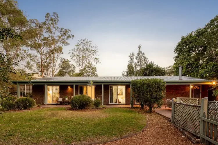 29 Mazzard Street, Bellbowrie QLD 4070
