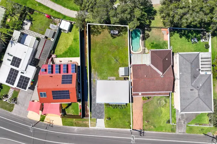 Fourth view of Homely house listing, 361 Lakedge Avenue, Berkeley Vale NSW 2261