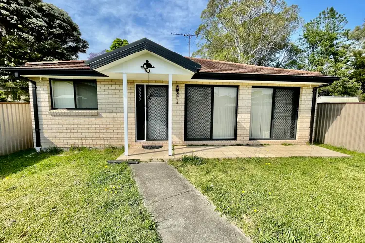 13A Barangaroo Road, Toongabbie NSW 2146