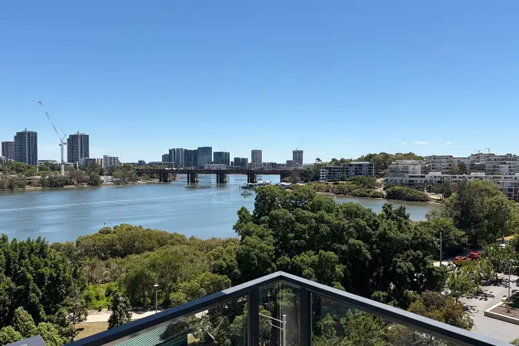 A806/41-45 Belmore Street