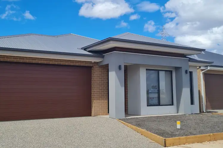 17 Closette Circuit, Tarneit VIC 3029