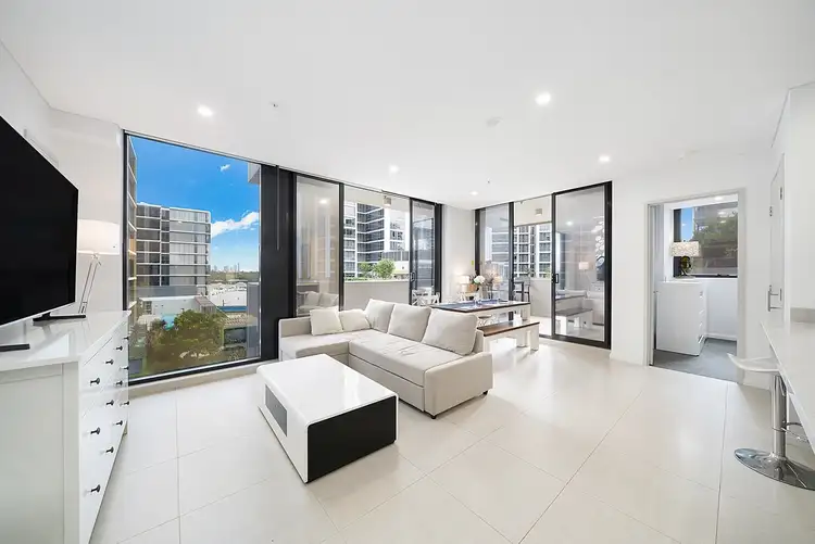 443/11 Canning Street