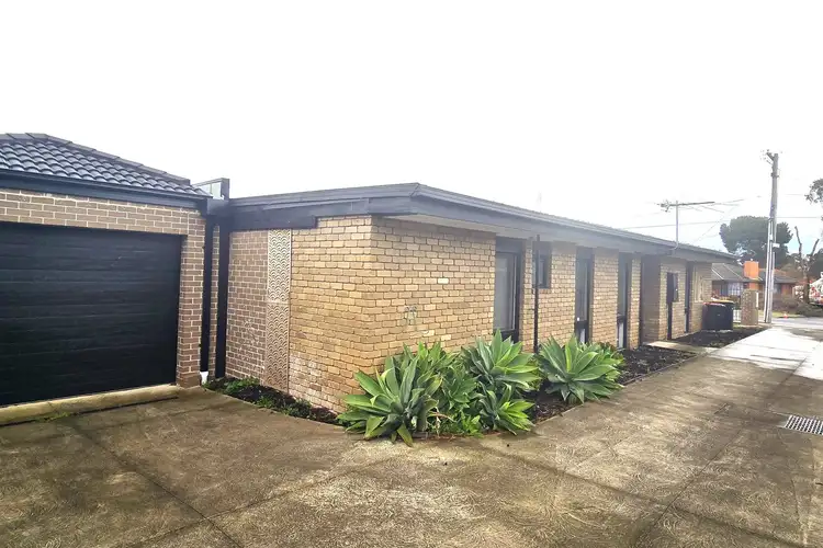 9 Irving Street, Melton VIC 3337