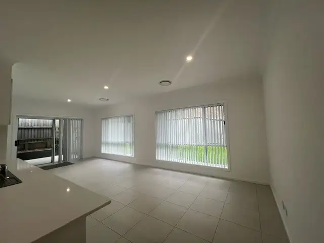 Fourth view of Homely semi-detached listing, 5 Koba Street, Fletcher NSW 2287