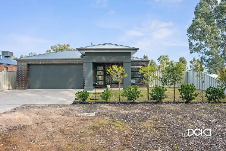 63 Sullivan Street, Ascot VIC 3551