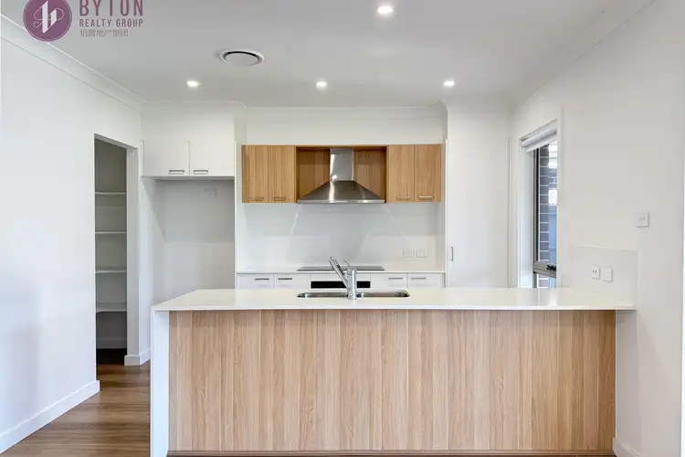 Second view of Homely house listing, 7 Stringybark Road, Oakville NSW 2765