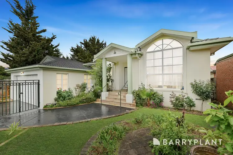 57 Hedgeley Drive, Berwick VIC 3806