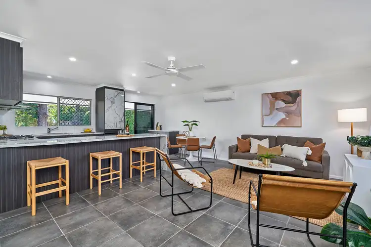 14 Ward Street, Mooroobool QLD 4870