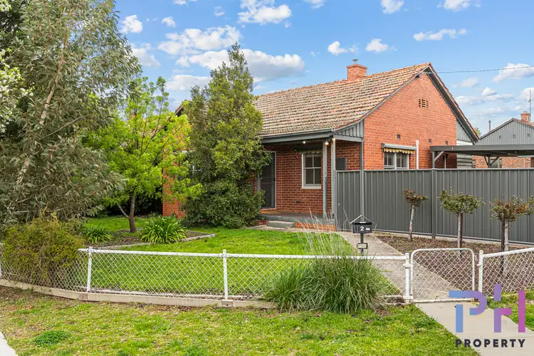 2 Churchill Avenue, Flora Hill VIC 3550