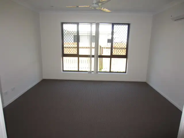 Fourth view of Homely house listing, 37 Epping Way, Mount Low QLD 4818