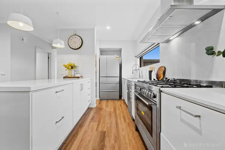 Fifth view of Homely house listing, 27 Red Brush Drive, Keysborough VIC 3173