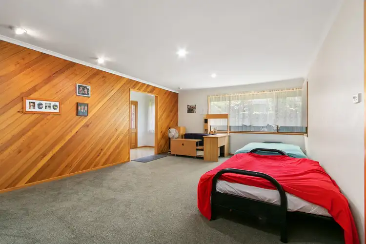 Sixth view of Homely house listing, 5 Birch Court, Morwell VIC 3840