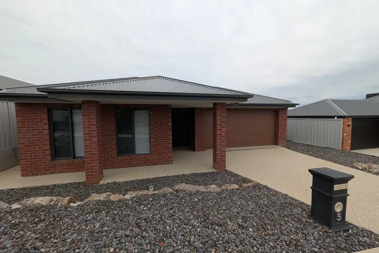 5 Denvers Street, Baranduda VIC 3691