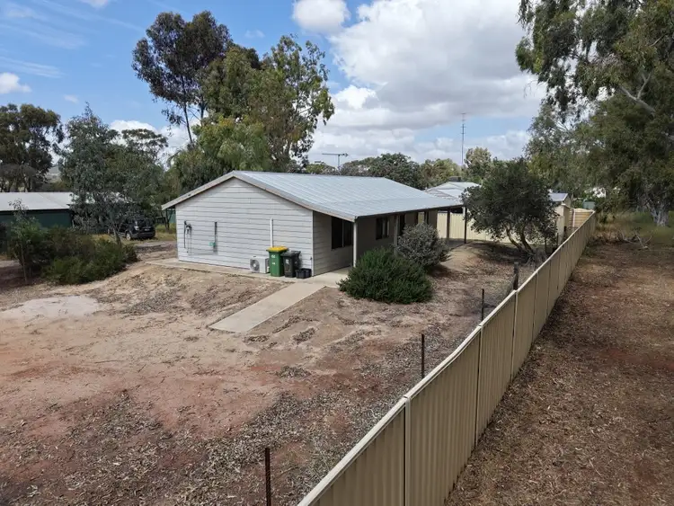 10/2 Eighth Street, York WA 6302