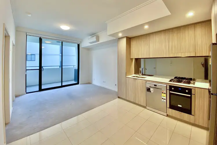 323/5 Vermont Crescent, Riverwood NSW 2210