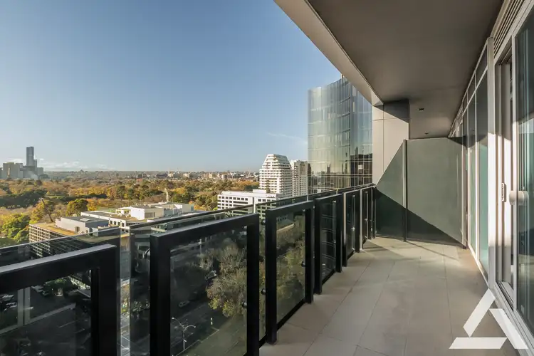1003/452 St Kilda Road