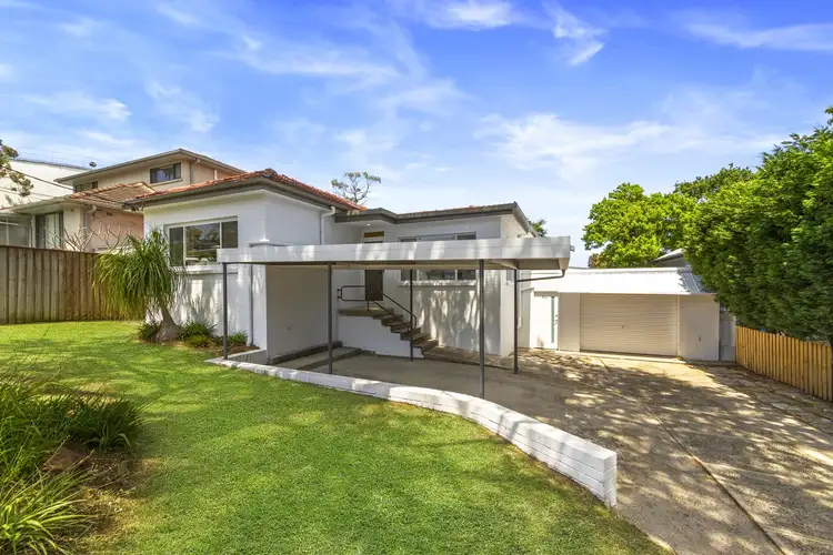 11 Fitzpatrick Avenue East