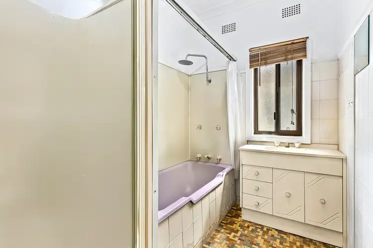 Sixth view of Homely house listing, 4 Gundarun Street, West Wollongong NSW 2500