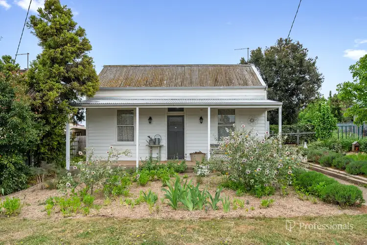 121 Loch Street, Maryborough VIC 3465