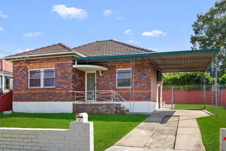 7 Marcia Street, Toongabbie NSW 2146