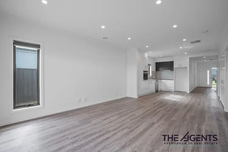 Fifth view of Homely house listing, 58 Buckingham Boulevard, Strathtulloh VIC 3338