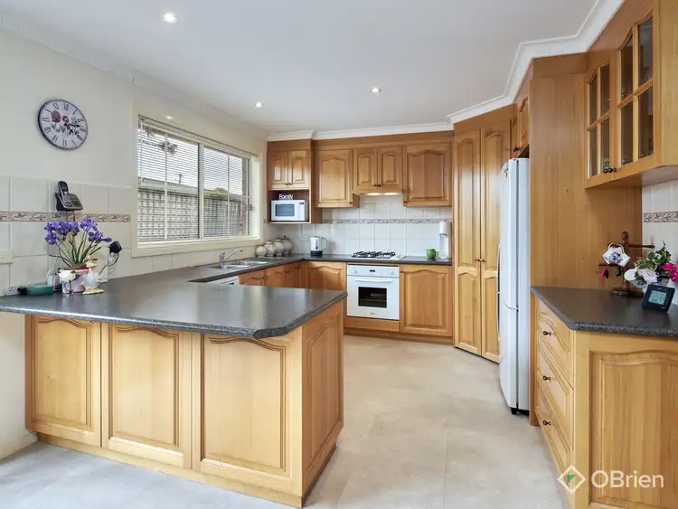 Fifth view of Homely house listing, 7 Rees Close, Drouin VIC 3818